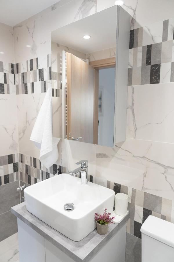 אתונה Ermis Apartment מראה חיצוני תמונה